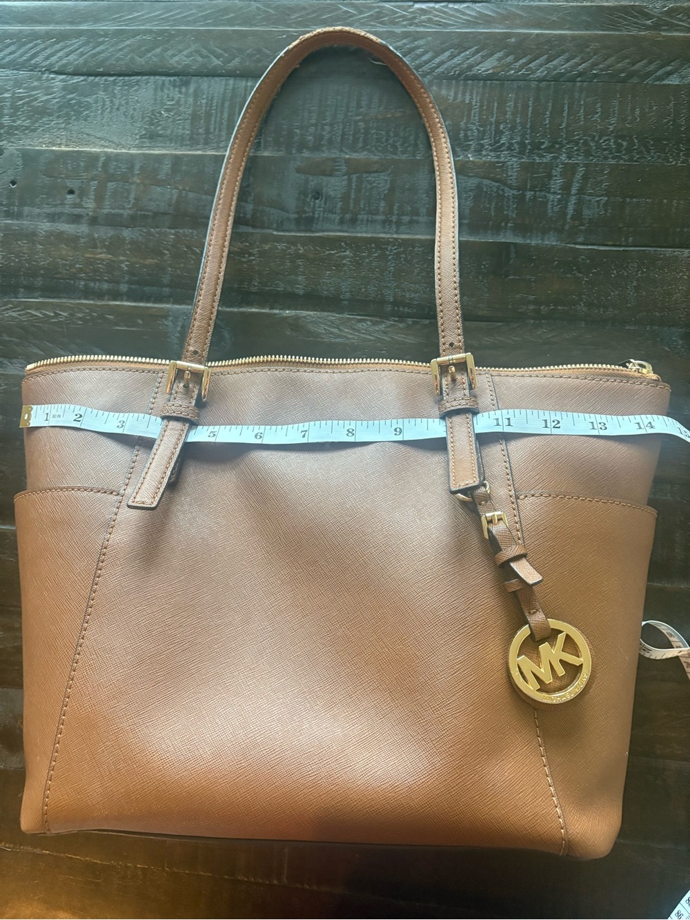 Michael Kors Jet Set Tote Brown Saffiano Leather Shoulder Bag MK Charm - Picture 14 of 14